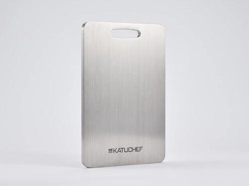 Katuchef titanium cutting board, front view